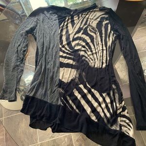 Edista. Zebra long sleeve shirt.